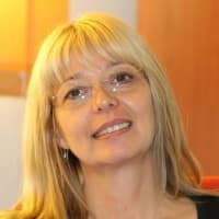 Contactați-mă pentru informații suplimentare Ioana